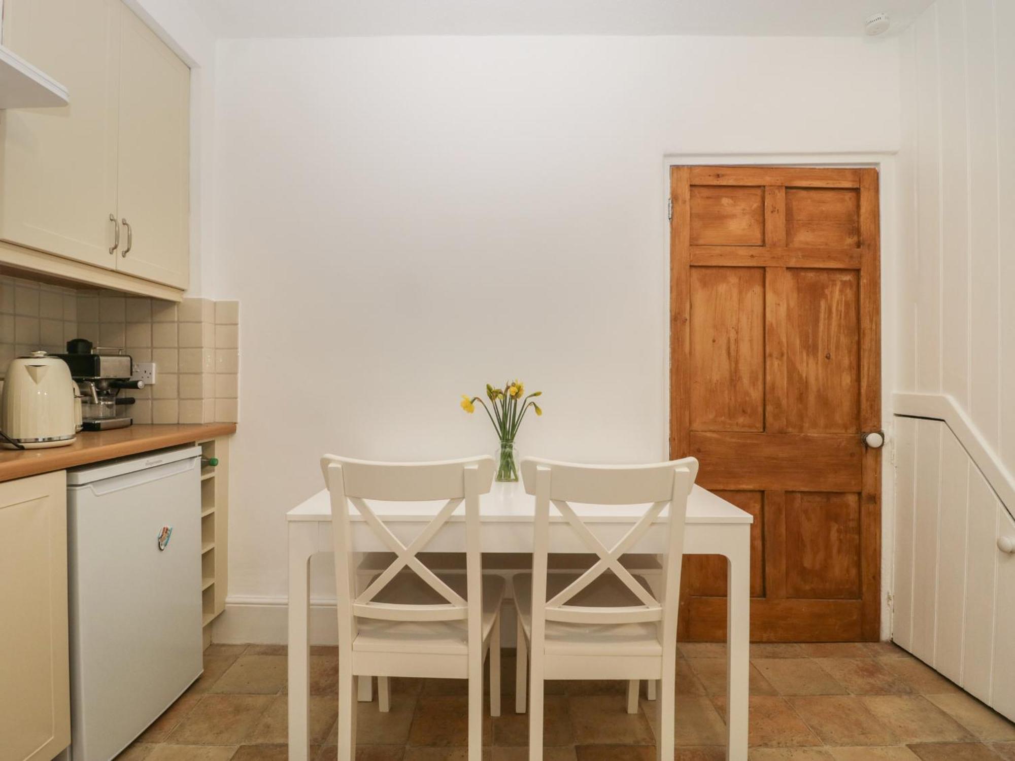 4 Priest Row Villa Wells Esterno foto