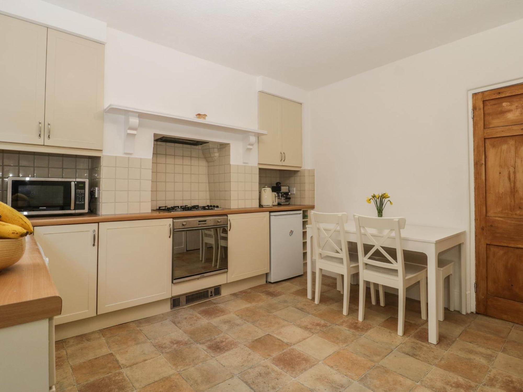 4 Priest Row Villa Wells Esterno foto